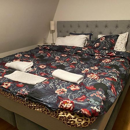 Hotel In Svalsaeter, Kallfors, Jaerna, Stockholm, 5 Min To Golf & 15 Min To Ytterjaerna Concerts Экстерьер фото