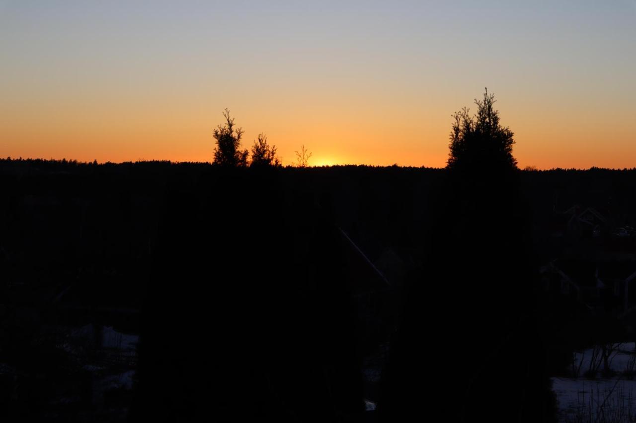 Hotel In Svalsaeter, Kallfors, Jaerna, Stockholm, 5 Min To Golf & 15 Min To Ytterjaerna Concerts Экстерьер фото