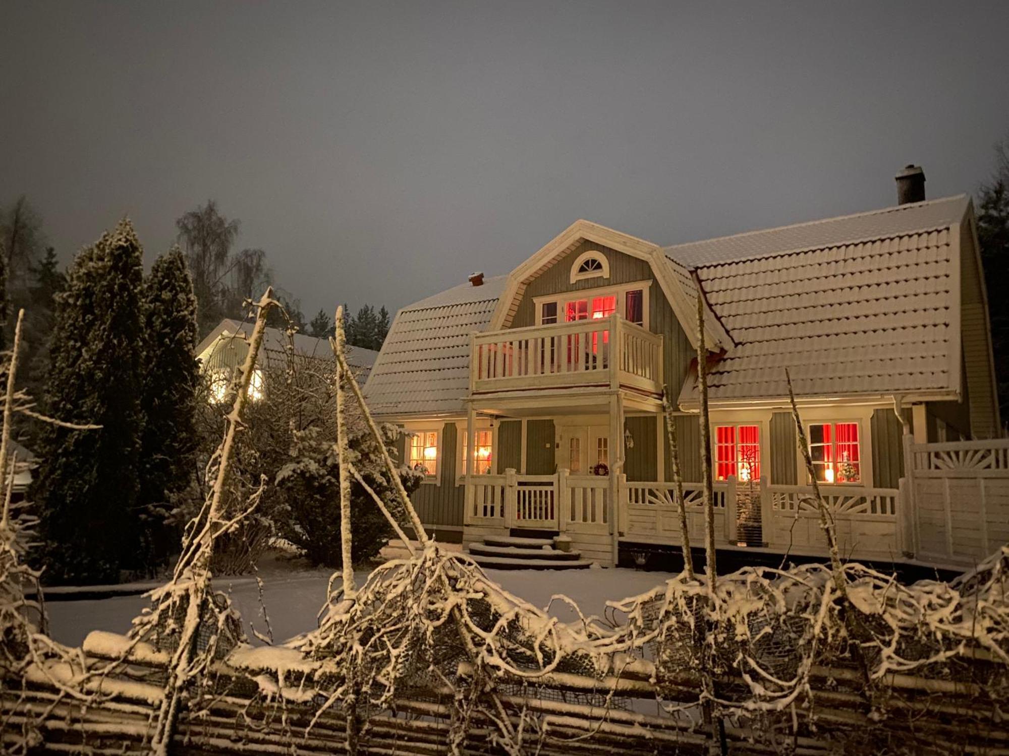 Hotel In Svalsaeter, Kallfors, Jaerna, Stockholm, 5 Min To Golf & 15 Min To Ytterjaerna Concerts Экстерьер фото