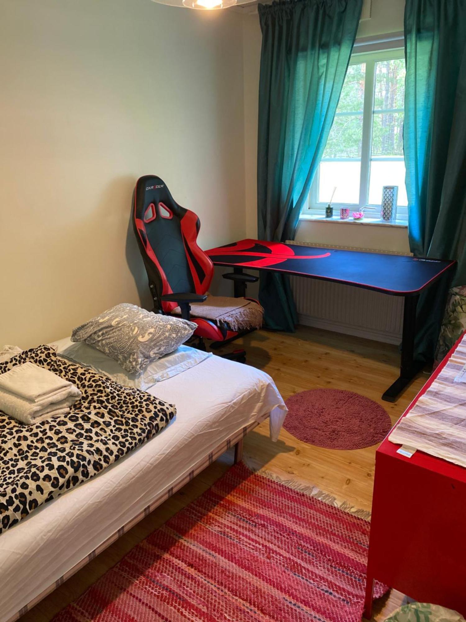 Hotel In Svalsaeter, Kallfors, Jaerna, Stockholm, 5 Min To Golf & 15 Min To Ytterjaerna Concerts Экстерьер фото